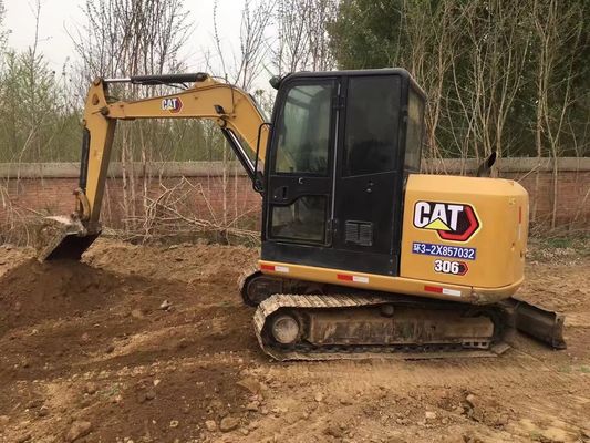 حفار صغير Cat 306 مستعمل، بحالة جيدة ومتوفر الآن